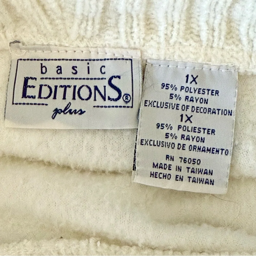 Basic Editions Womens Oversized Turtleneck Sweater Ivory w/Black Stitching SZ-1X